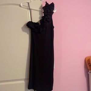 One shoulder black dress